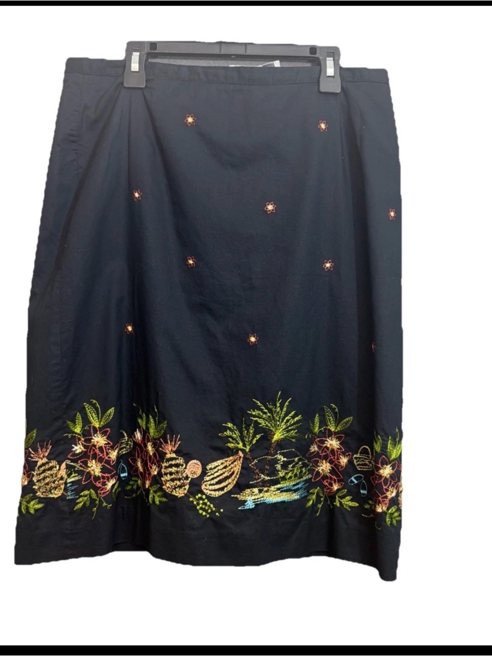 Vintage Casual Corner Annex Black Embroidered Tropical  skirt resort